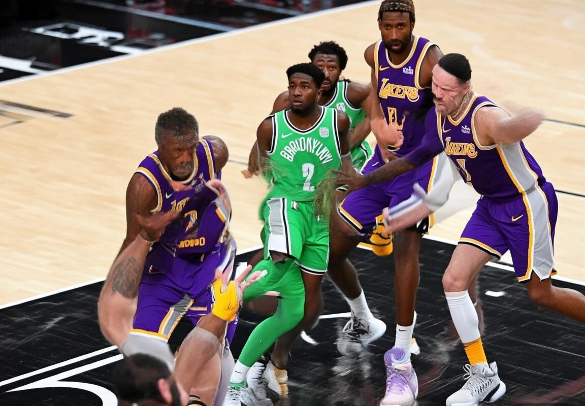 2020NBA赛季湖人VS篮网对决精彩回顾：战术对决与明星表现解析(图2)