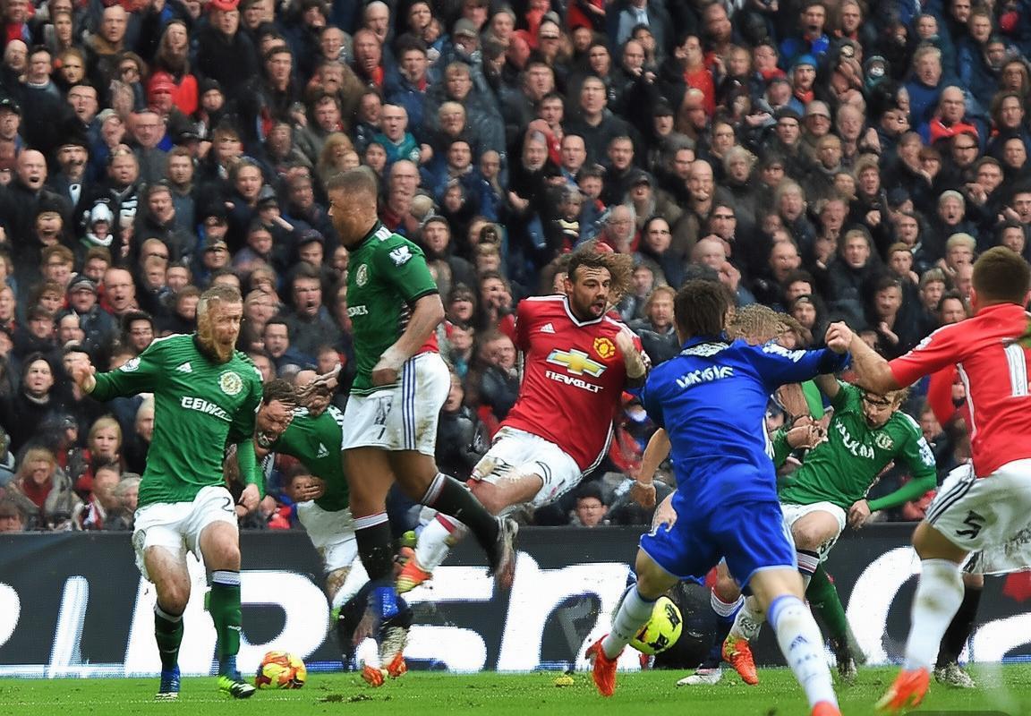 2016曼联vs切尔西：焦点对决战术解析与平局揭秘